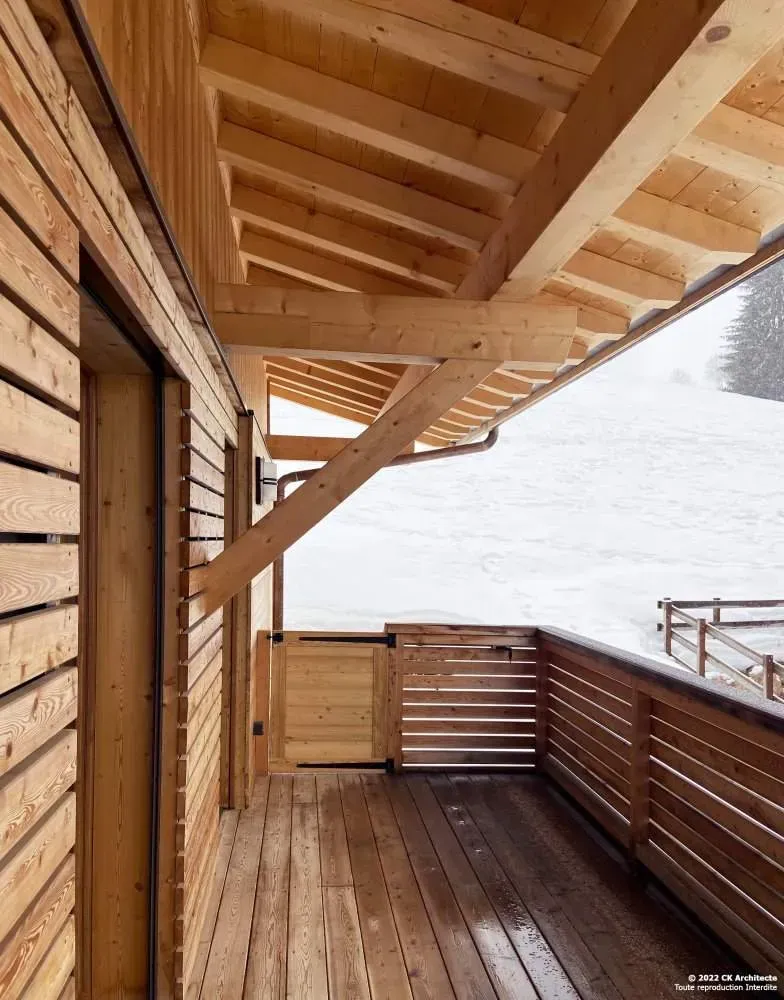 reconstruction-chalet-apres-demolition-chalet-existant-en-station-bonneville-ck-architecte (15)